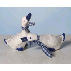 Vintage Porcelain Goose Duck Figurines Pair Farmhouse Gingham Bow Country READ